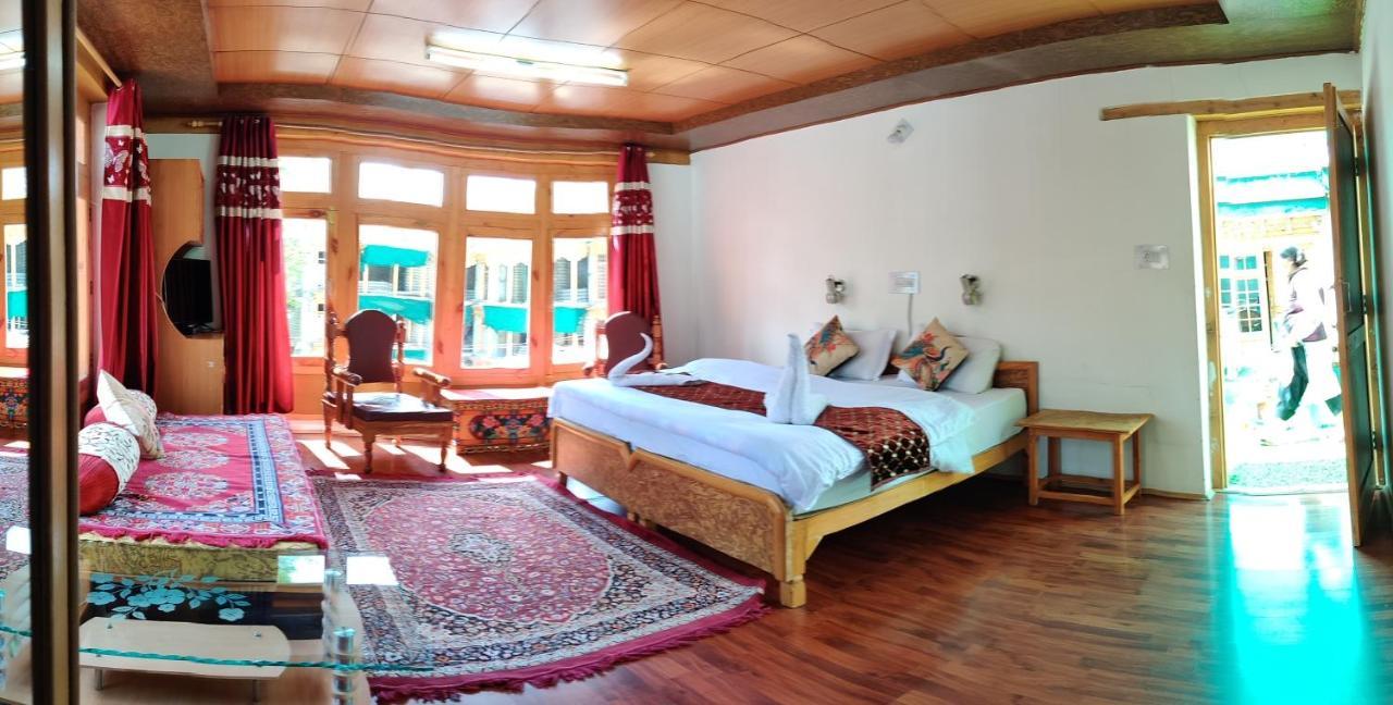 Youthok Guest House Leh Exterior photo