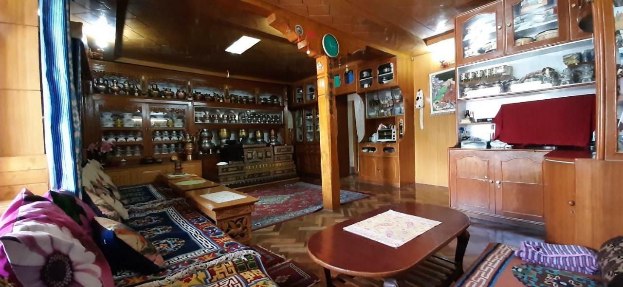 Youthok Guest House Leh Exterior photo