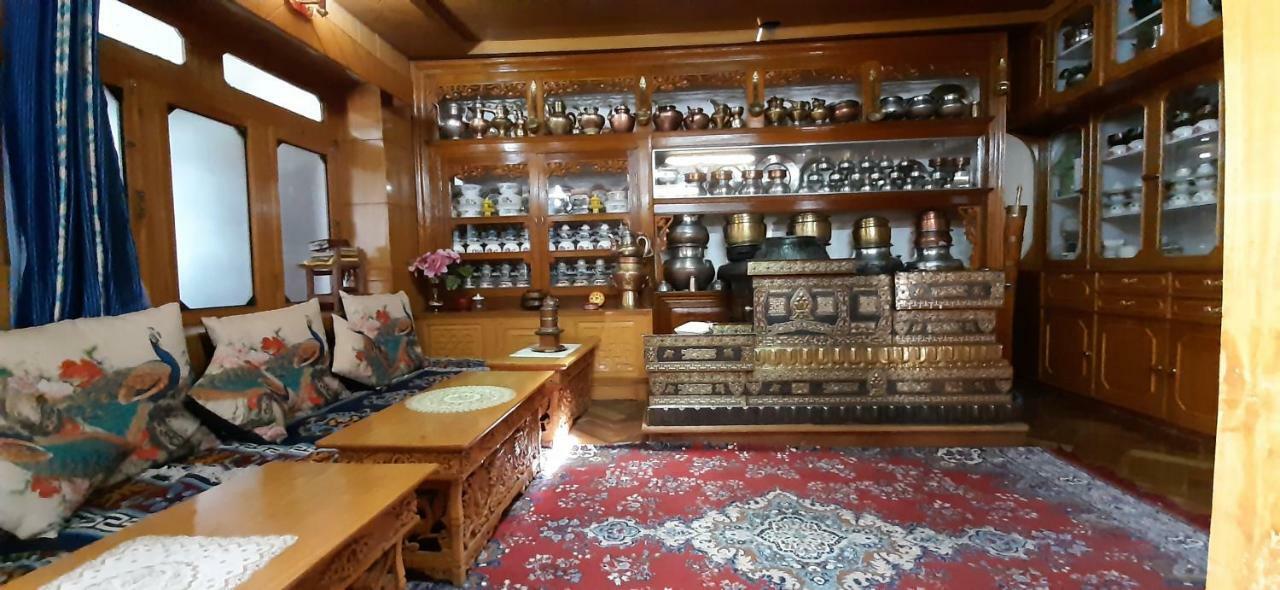 Youthok Guest House Leh Exterior photo
